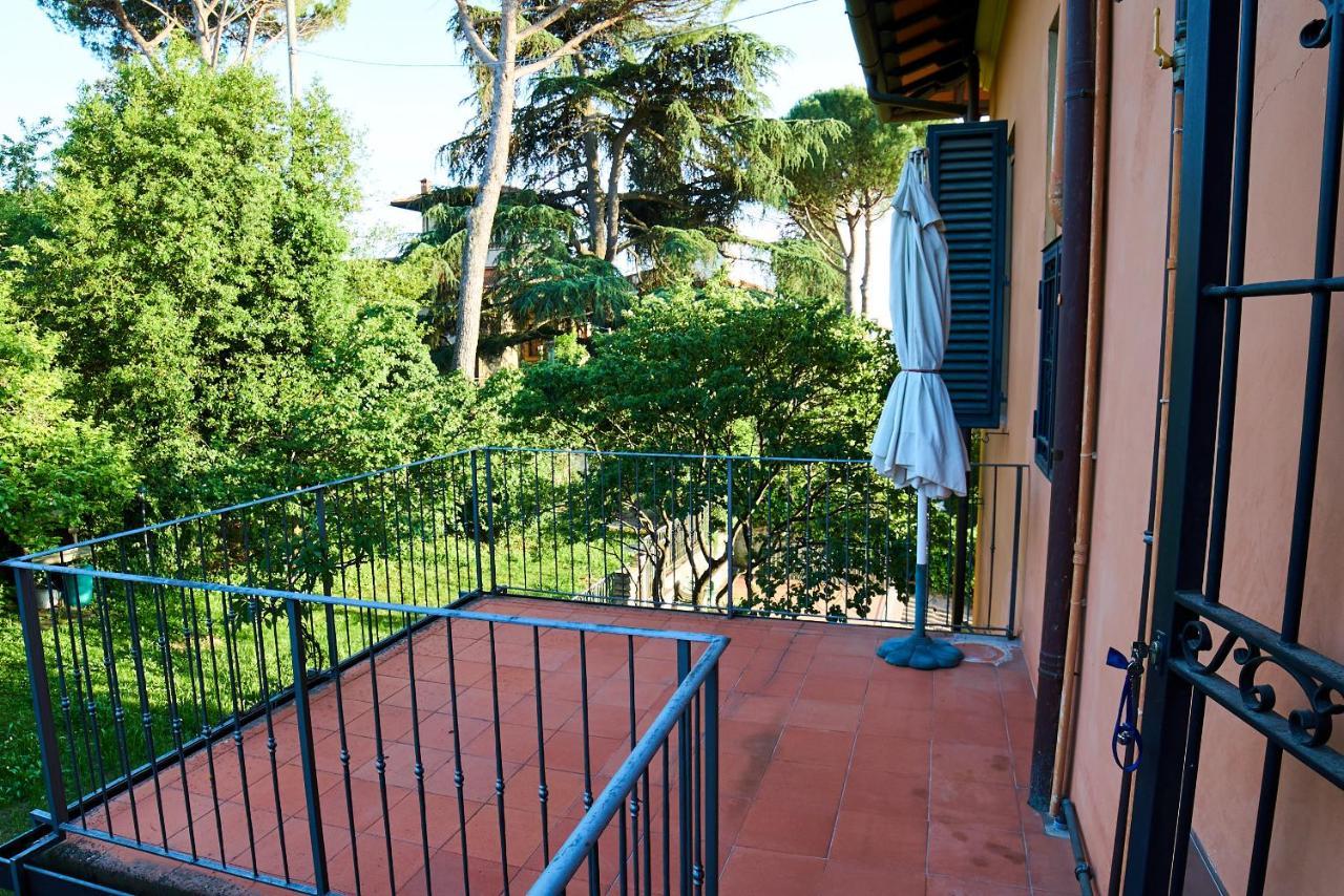 Chic Apt In Villa - Dolcevita Holiday Floransa Dış mekan fotoğraf