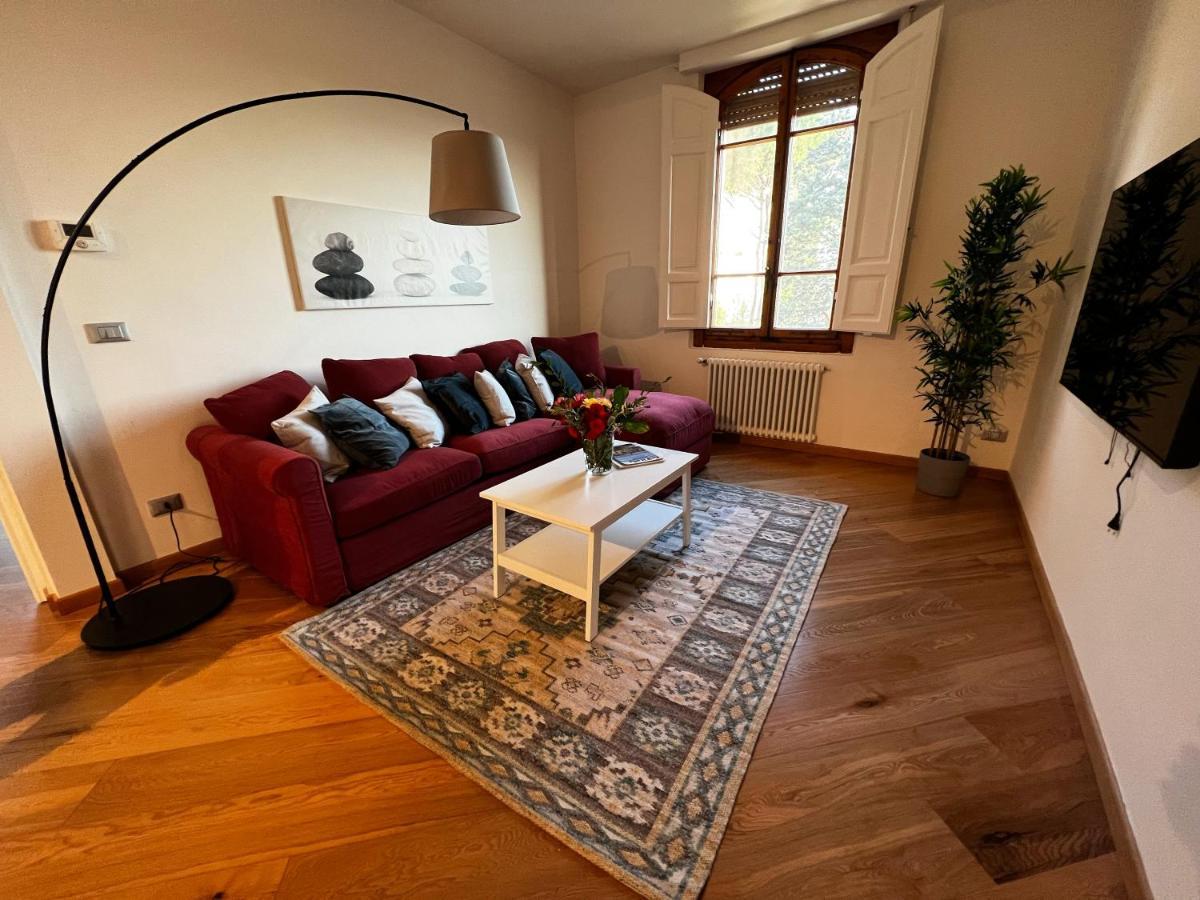 Chic Apt In Villa - Dolcevita Holiday Floransa Dış mekan fotoğraf