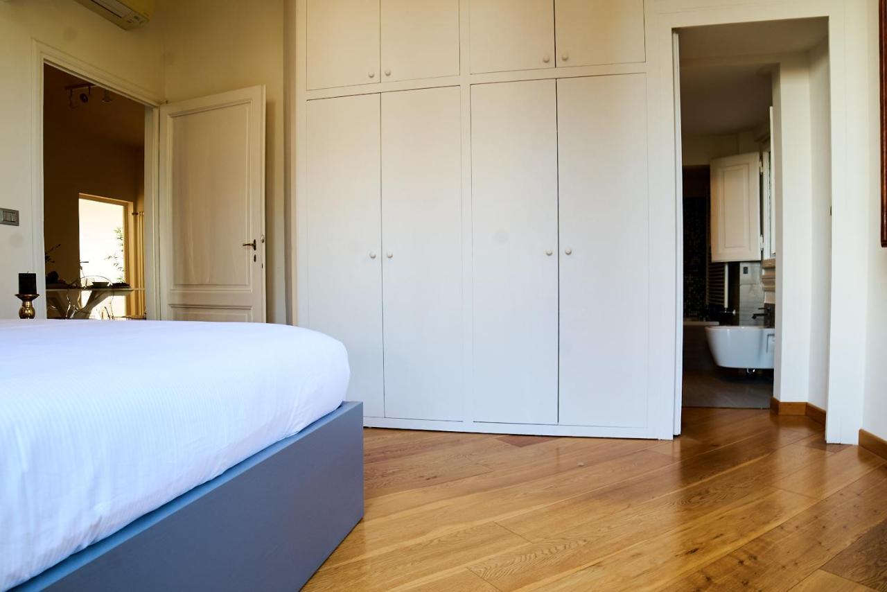 Chic Apt In Villa - Dolcevita Holiday Floransa Dış mekan fotoğraf