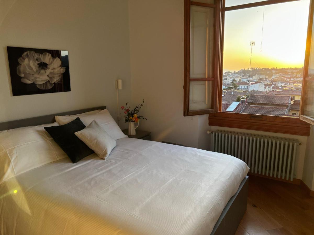 Chic Apt In Villa - Dolcevita Holiday Floransa Dış mekan fotoğraf