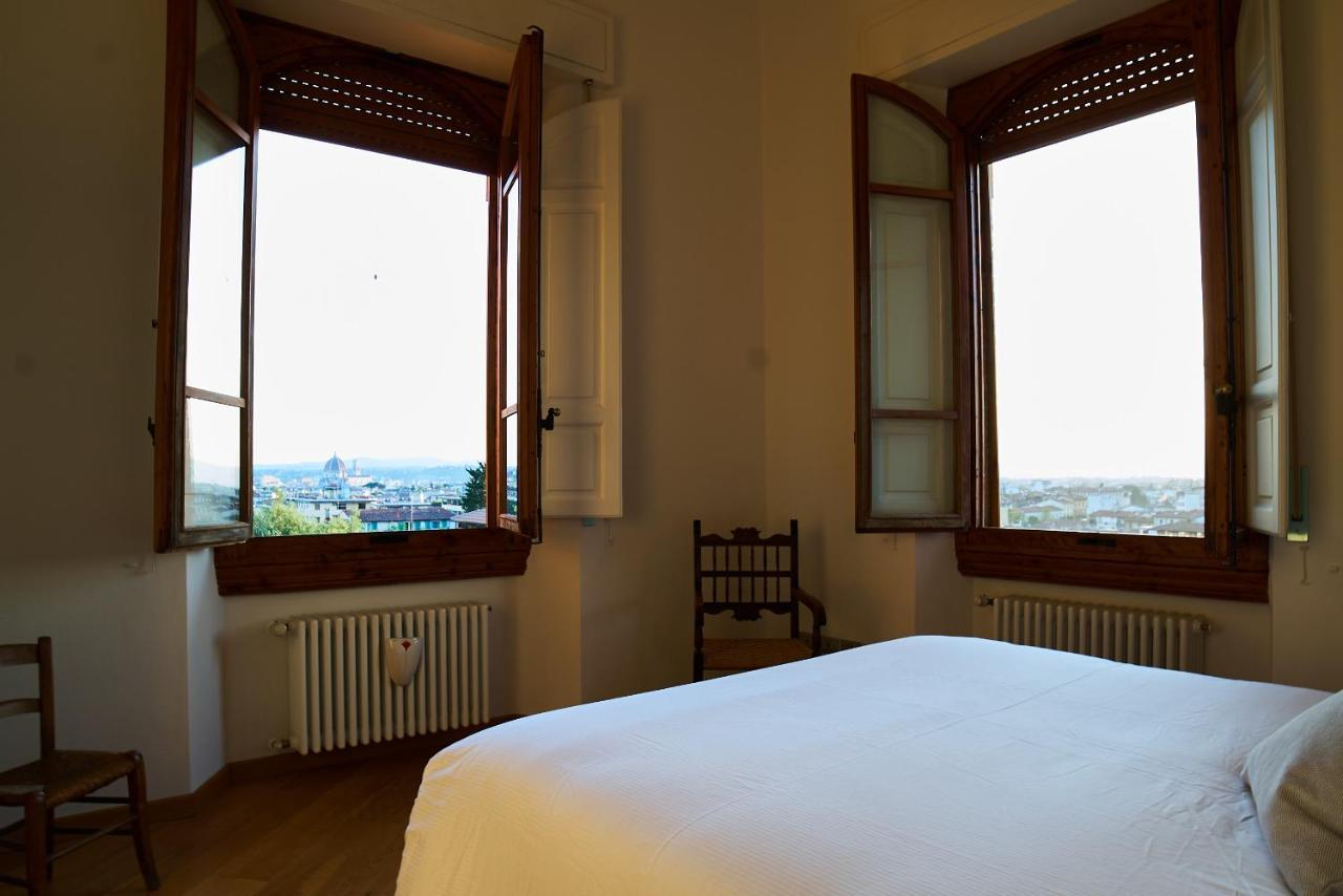 Chic Apt In Villa - Dolcevita Holiday Floransa Dış mekan fotoğraf