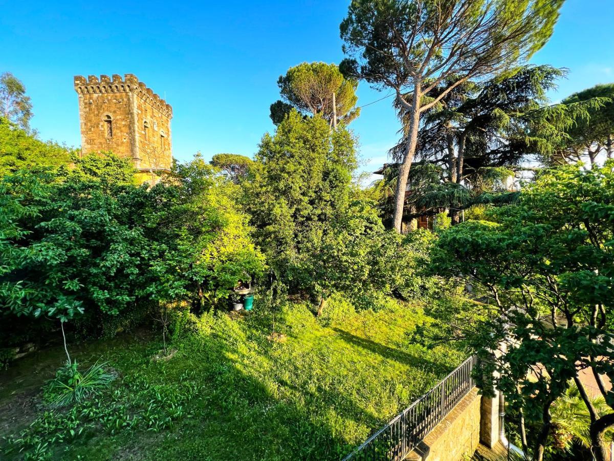 Chic Apt In Villa - Dolcevita Holiday Floransa Dış mekan fotoğraf