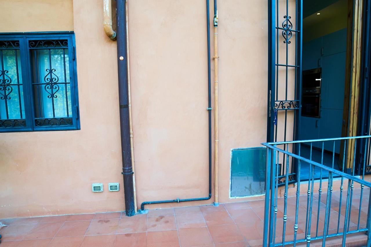 Chic Apt In Villa - Dolcevita Holiday Floransa Dış mekan fotoğraf