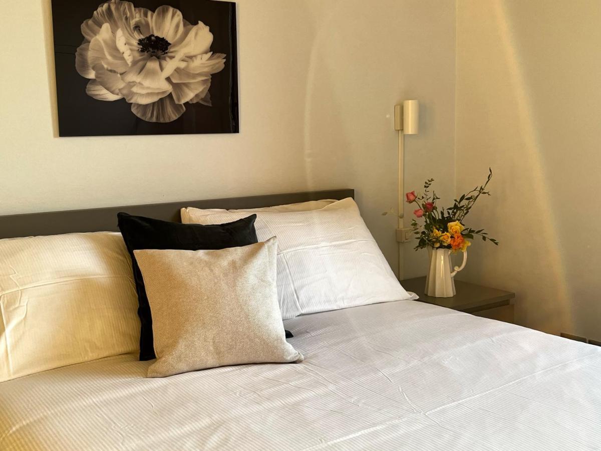 Chic Apt In Villa - Dolcevita Holiday Floransa Dış mekan fotoğraf