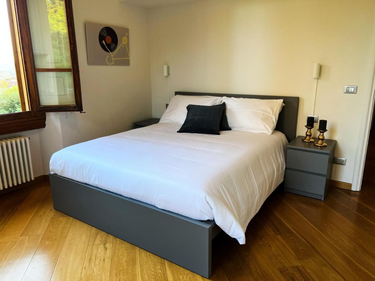Chic Apt In Villa - Dolcevita Holiday Floransa Dış mekan fotoğraf