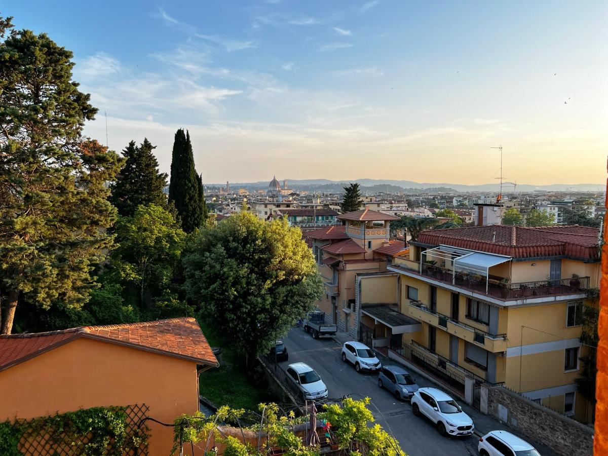 Chic Apt In Villa - Dolcevita Holiday Floransa Dış mekan fotoğraf